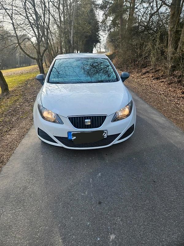 Gebraucht Seat Ibiza 69 PS (50 kW) 2009 Weiß Limousine