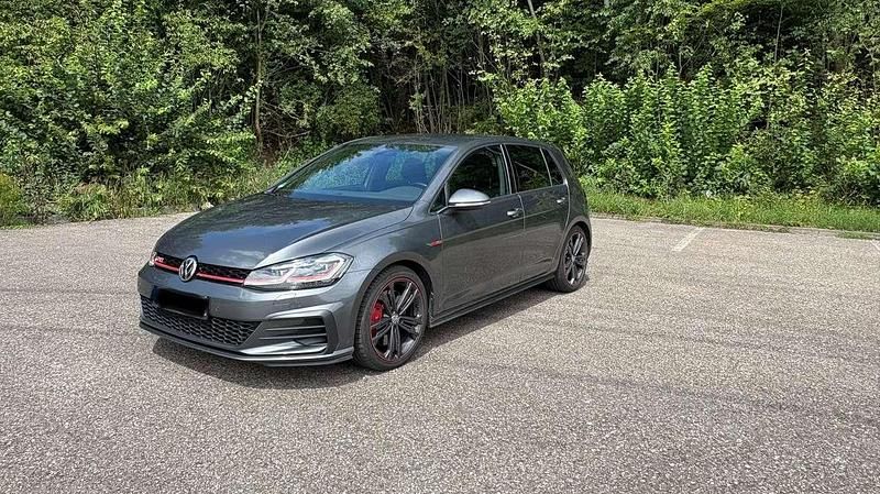 Grau Gebraucht 2019 VW Golf VII GTI Limousine | 23.490 € (Fairer Preis) - Bild 1/4