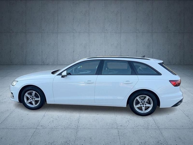 Gebraucht Audi A4 Business 163 PS (119 kW) 2023 Ibisweiß Kombi