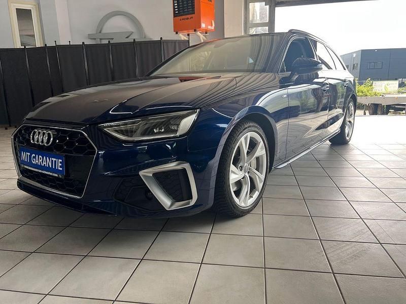 Blau Gebraucht 2019 Audi A4 S-Line Kombi | 23.600 € (Guter Preis) - Bild 1/4