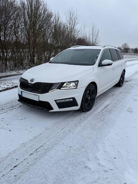 Gebraucht Skoda Octavia RS 300 PS (220 kW) 2017 Weiß Kombi