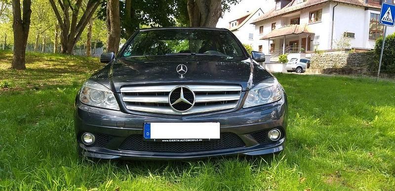 Gebraucht Mercedes C350 Avantgarde 224 PS (164 kW) 2009 Grau Limousine