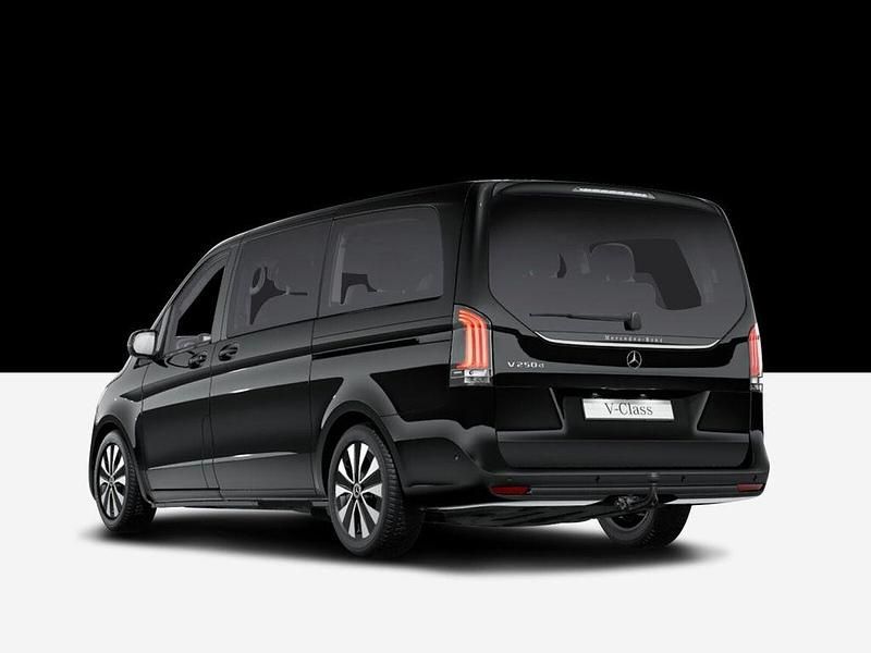 Gebraucht Mercedes V250 Style 190 PS (139 kW) 2026 Schwarz Van / Kleinbus