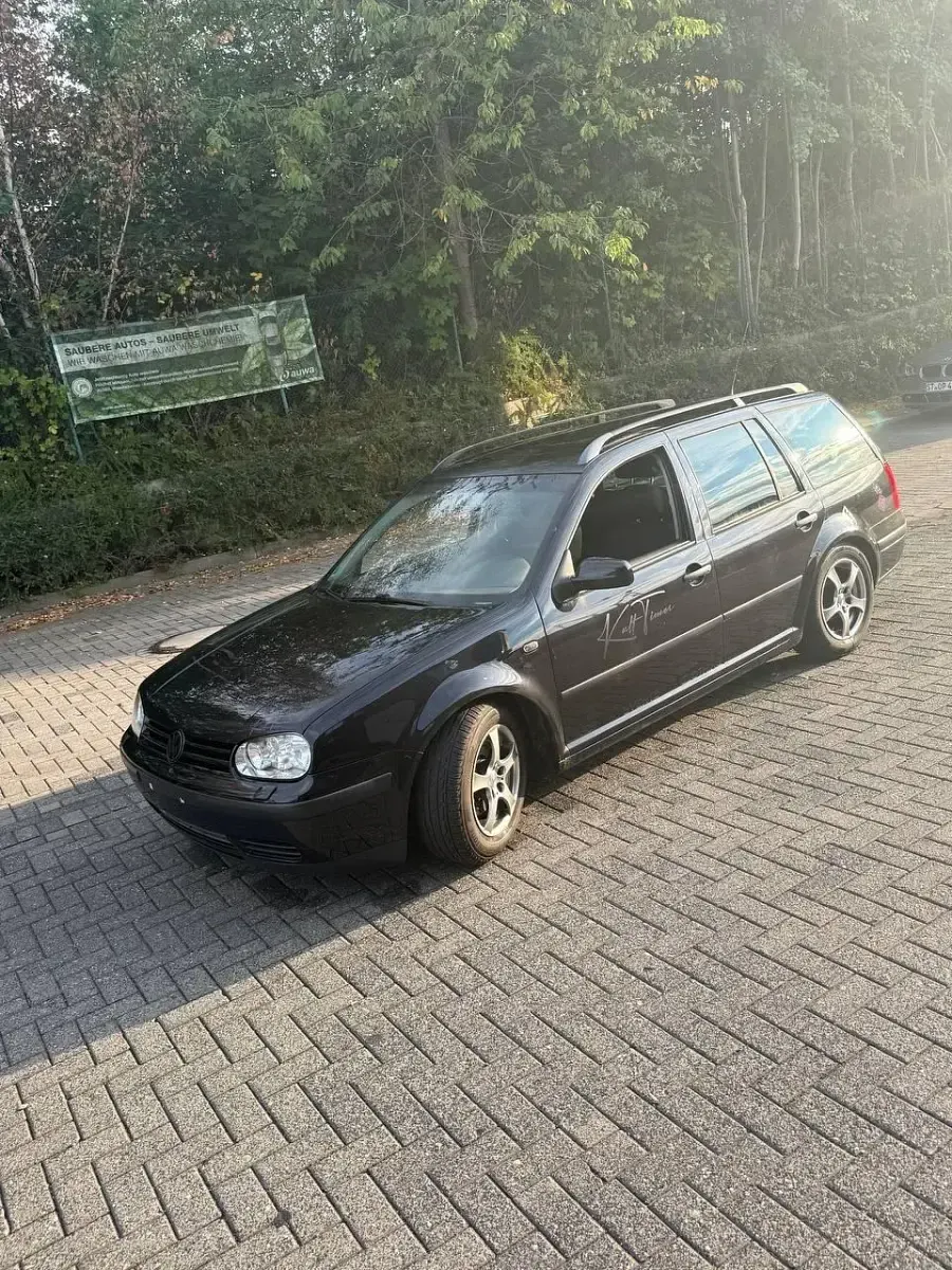 Gebraucht VW Golf IV 102 PS (75 kW) 2006 Schwarz Kombi