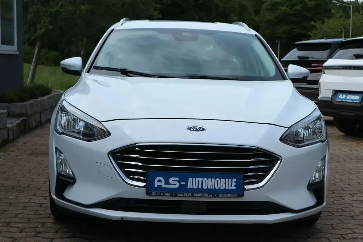 Gebraucht Ford Focus Titanium 150 PS (110 kW) 2019 Frozen white Kombi