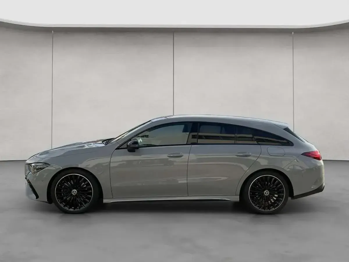 Gebraucht Mercedes CLA200 AMG 150 PS (110 kW) 2025 Manufaktur alpingrau uni Kombi
