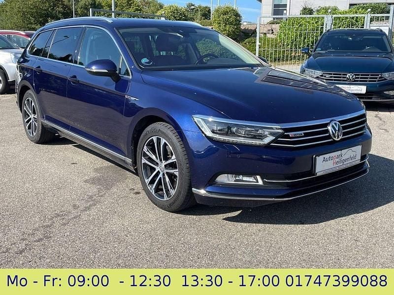 Blau Gebraucht 2018 VW Passat Highline Kombi | 12.499 € (Guter Preis) - Bild 1/4