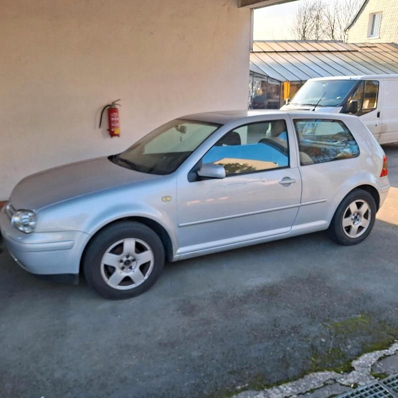 Gebraucht VW Golf IV 101 PS (74 kW) 1999 Silber Kleinwagen