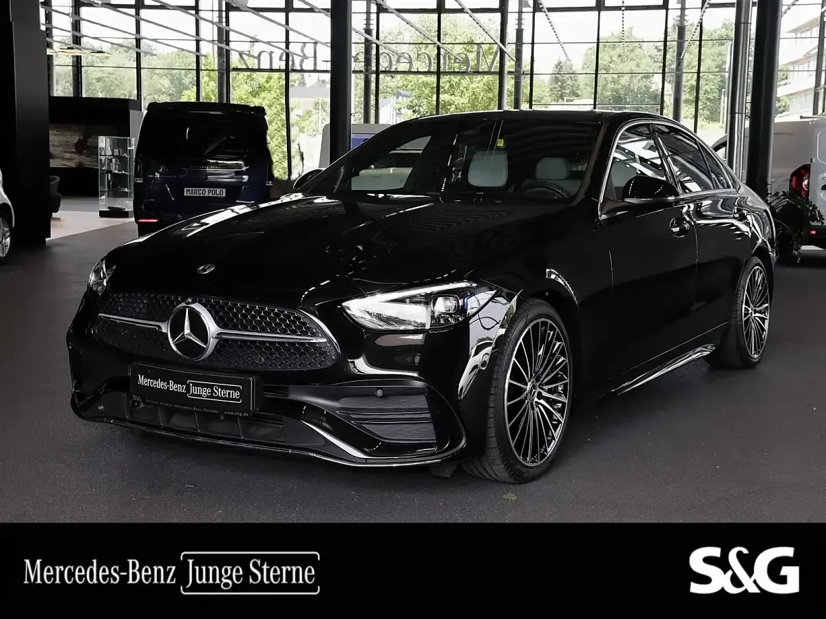 Gebraucht Mercedes C180 AMG 170 PS (125 kW) 2025 Limousine