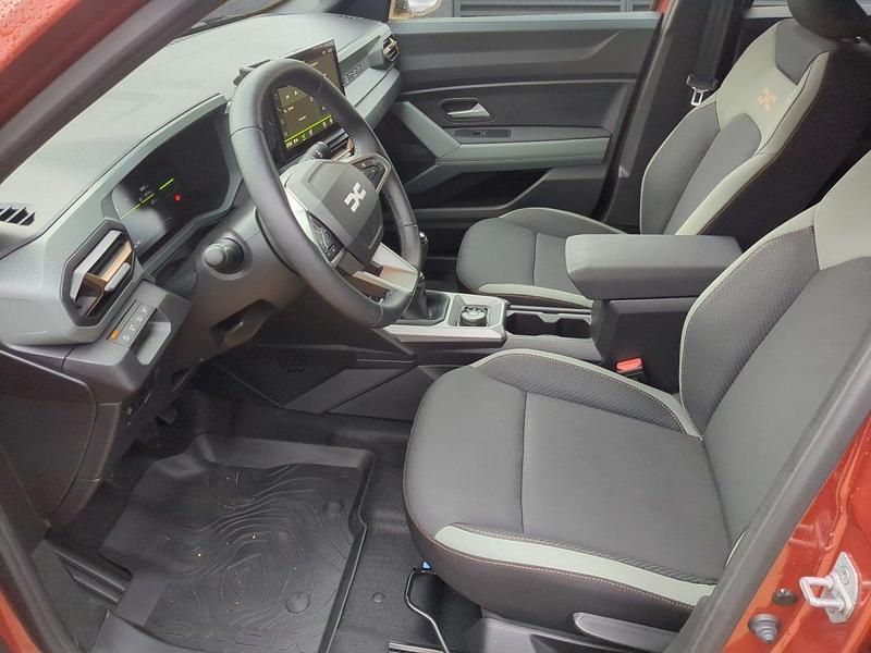 Gebraucht Dacia Duster Extreme 131 PS (96 kW) 2024 Terracottabraun SUV