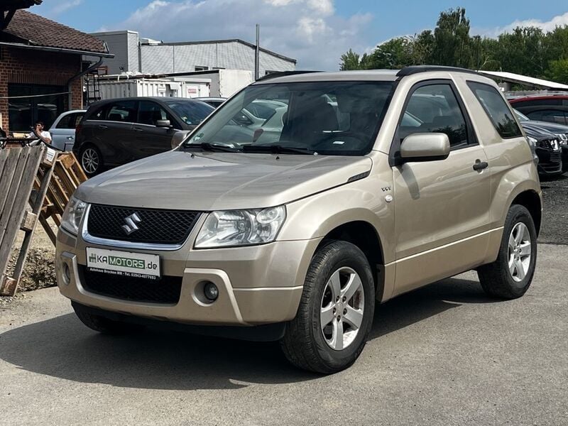 Gold Gebraucht 2006 Suzuki Grand Vitara Comfort SUV | 3.897 € (Fairer Preis) - Bild 1/4