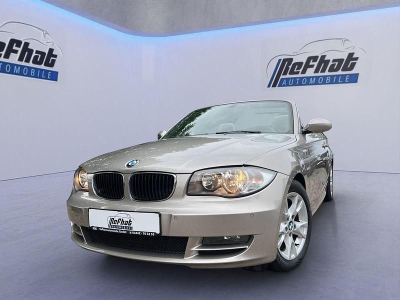 Silber Gebraucht 2010 BMW 120 Cabriolet Sport Line Cabrio | 11.700 € (Fairer Preis) - Bild 1/4