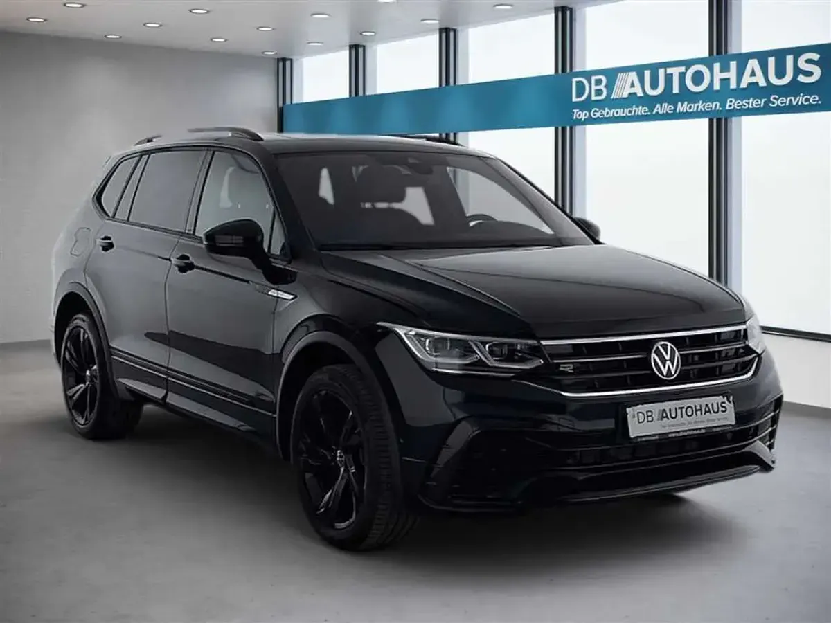 Gebraucht VW Tiguan Allspace R-line 200 PS (147 kW) 2024 Schwarz SUV