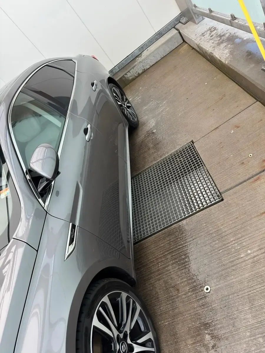 Gebraucht Renault Talisman Initiale Paris 200 PS (147 kW) 2017 Grau Limousine