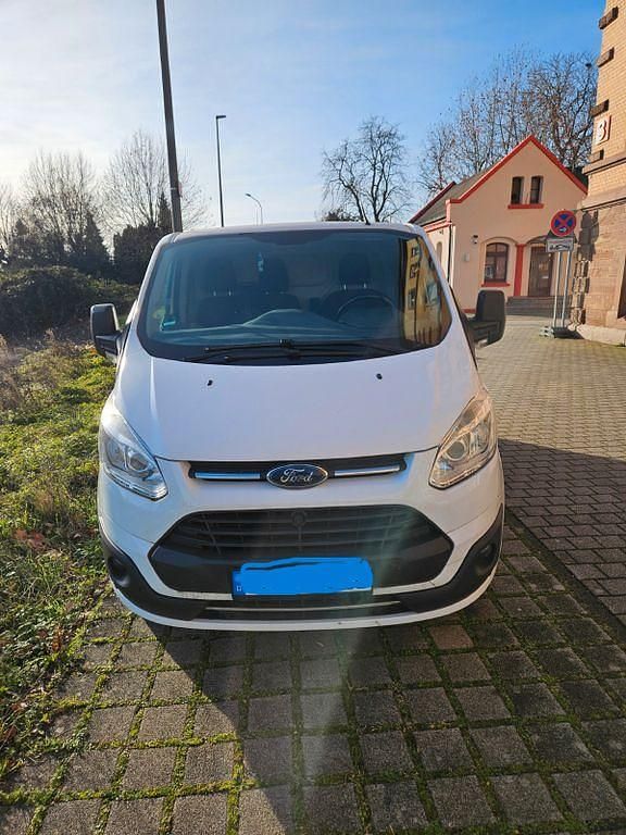 Gebraucht Ford Transit Custom 131 PS (96 kW) 2018 Weiß Van / Kleinbus