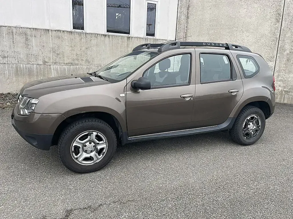 Używany Dacia Duster Lauréate 125 KM (91 kW) 2018 Brązowy SUV
