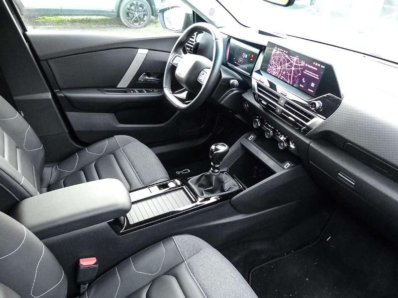 Gebraucht Citroën C4 Shine 131 PS (96 kW) 2023 Platinum grey / metallic SUV