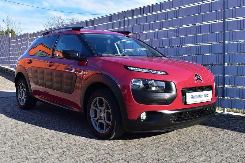 Gebraucht Citroën C4 Shine 82 PS (60 kW) 2016 Violett SUV
