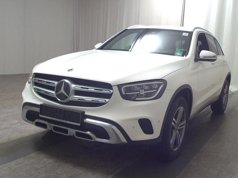 Gebraucht Mercedes GLC300e 306 PS (225 kW) 2022 Weiss SUV