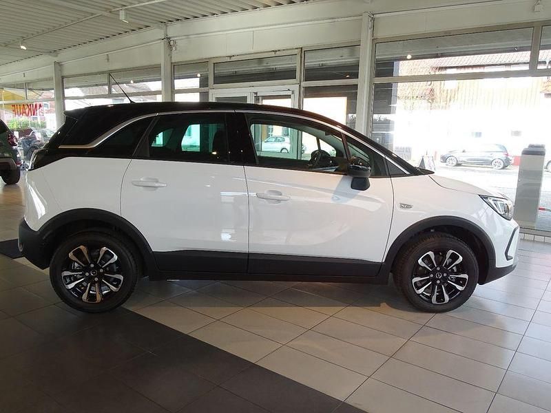Weiß Gebraucht 2024 Opel Crossland Elegance SUV | 23.489 € (Etwas zu teuer) - Bild 1/4