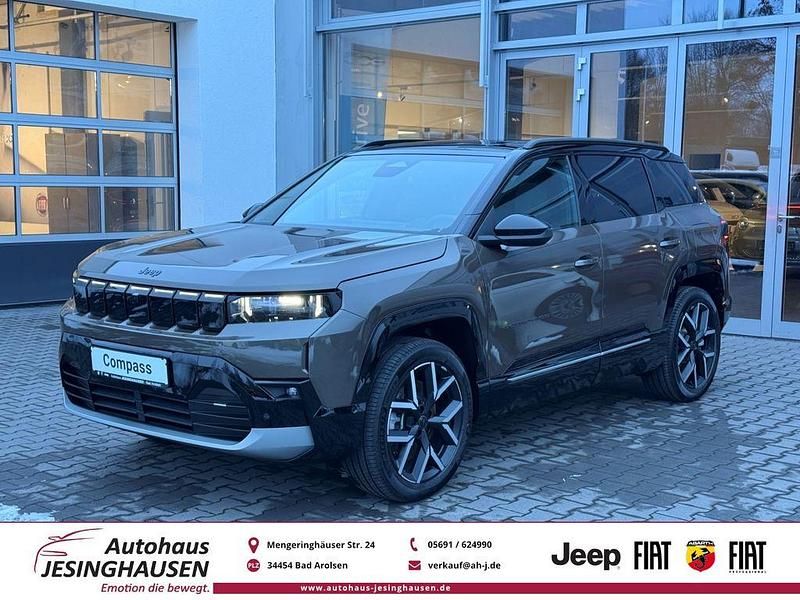 Neu Jeep Compass 156 kW (213 PS) 2026 Bt, 388/c) (braun SUV