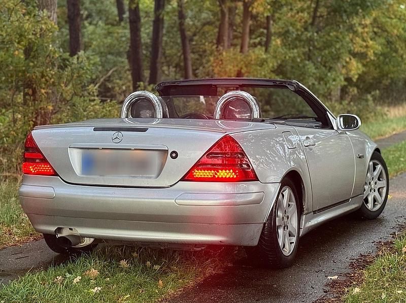Gebraucht 2000 Mercedes SLK230 Sport Cabrio | 1.500 € - Bild 1/4