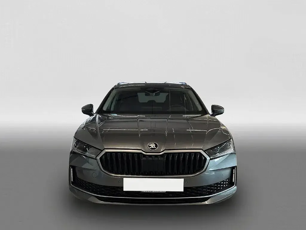 Brugt Skoda Superb Selection 265 HK (194 kW) 2025 Grå Stationcar