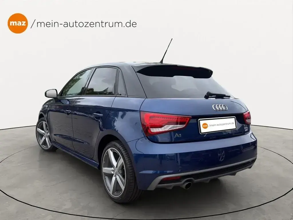 Gebraucht Audi A1 Sportback Admired 95 PS (69 kW) 2016 Scubablau metallic Kleinwagen