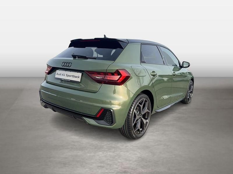 Grün Neu 2025 Audi A1 Sportback S-Line Kleinwagen | 34.900 € (Etwas zu teuer) - Bild 1/4
