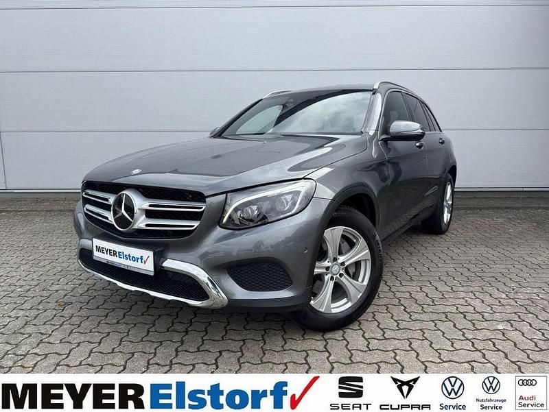 Grau Gebraucht 2016 Mercedes GLC250 Exclusive SUV | 22.500 € (Fairer Preis) - Bild 1/4