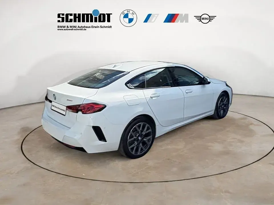 Gebraucht BMW 220 170 PS (125 kW) 2025 Weiß Coupé