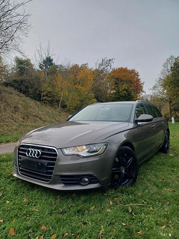Braun Gebraucht 2013 Audi A6 Kombi | 7.200 € (Superpreis) - Bild 1/4