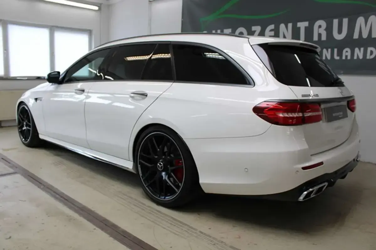 Gebraucht Mercedes E63 AMG AMG 699 PS (514 kW) 2018 Polarweißunilack Kombi