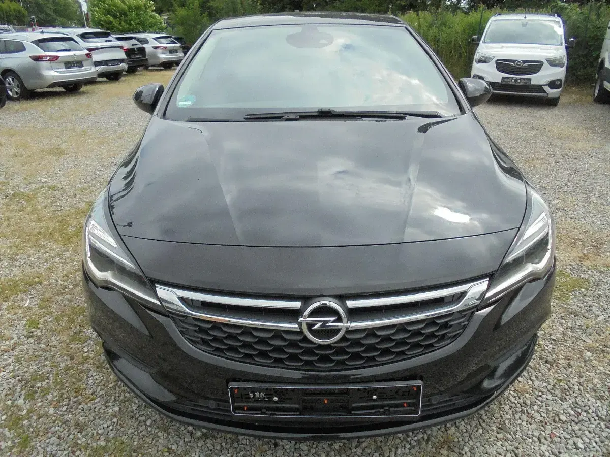 Gebraucht Opel Astra Edition 110 PS (80 kW) 2019 Schwarz Limousine