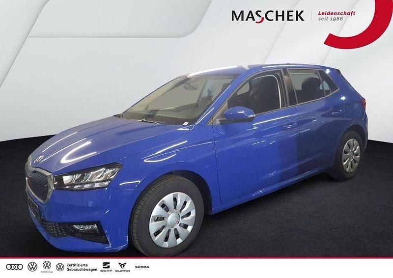 Energyblau Gebraucht 2025 Skoda Fabia Limousine | 15.840 € (Superpreis) - Bild 1/4