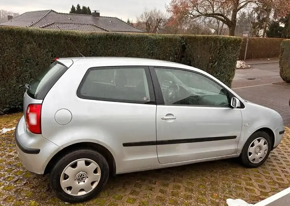 Occasion VW Polo 64 ch (47 kW) 2003 Argent Citadine