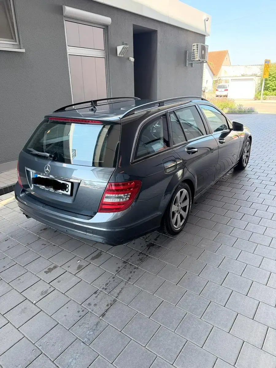 Gebraucht Mercedes C220 170 PS (125 kW) 2012 Grau Kombi