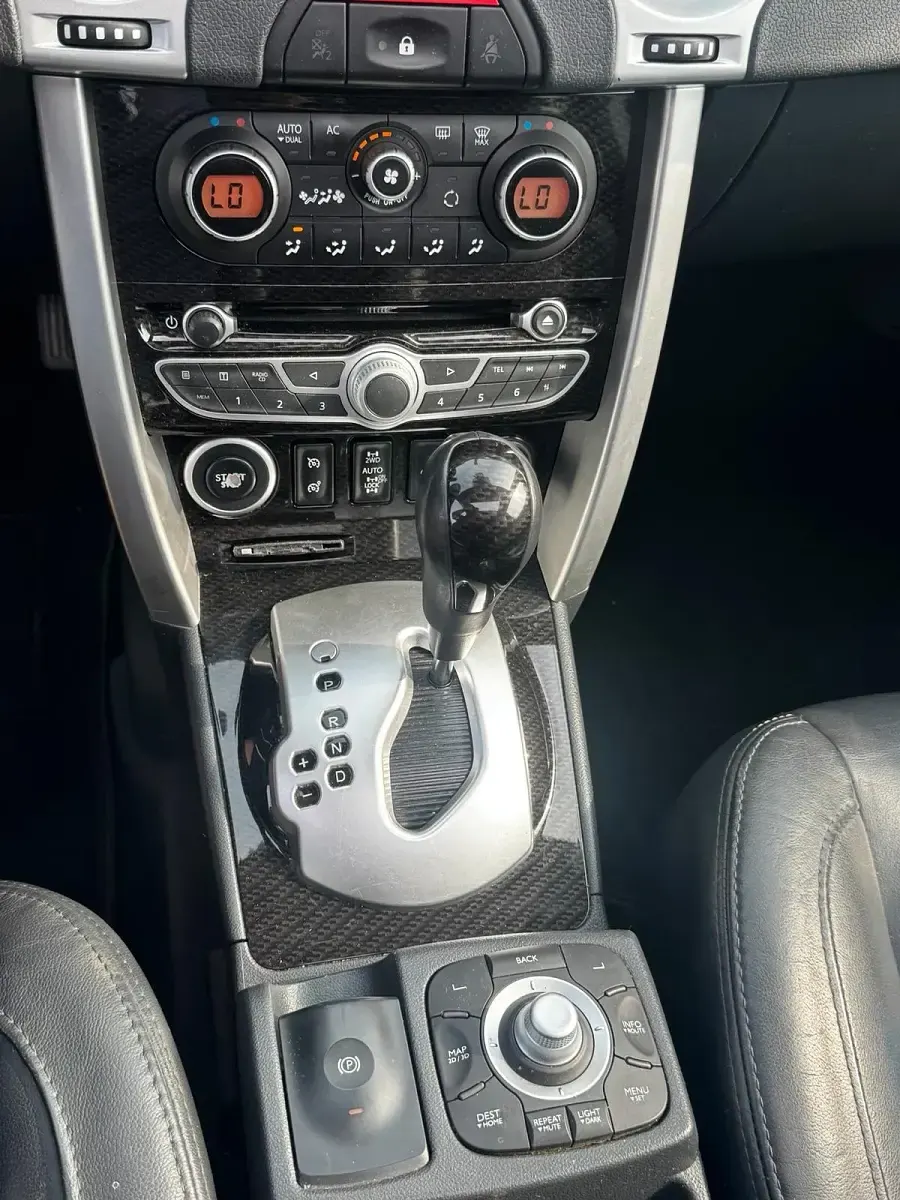 Gebraucht Renault Koleos 150 PS (110 kW) 2011 Grau SUV