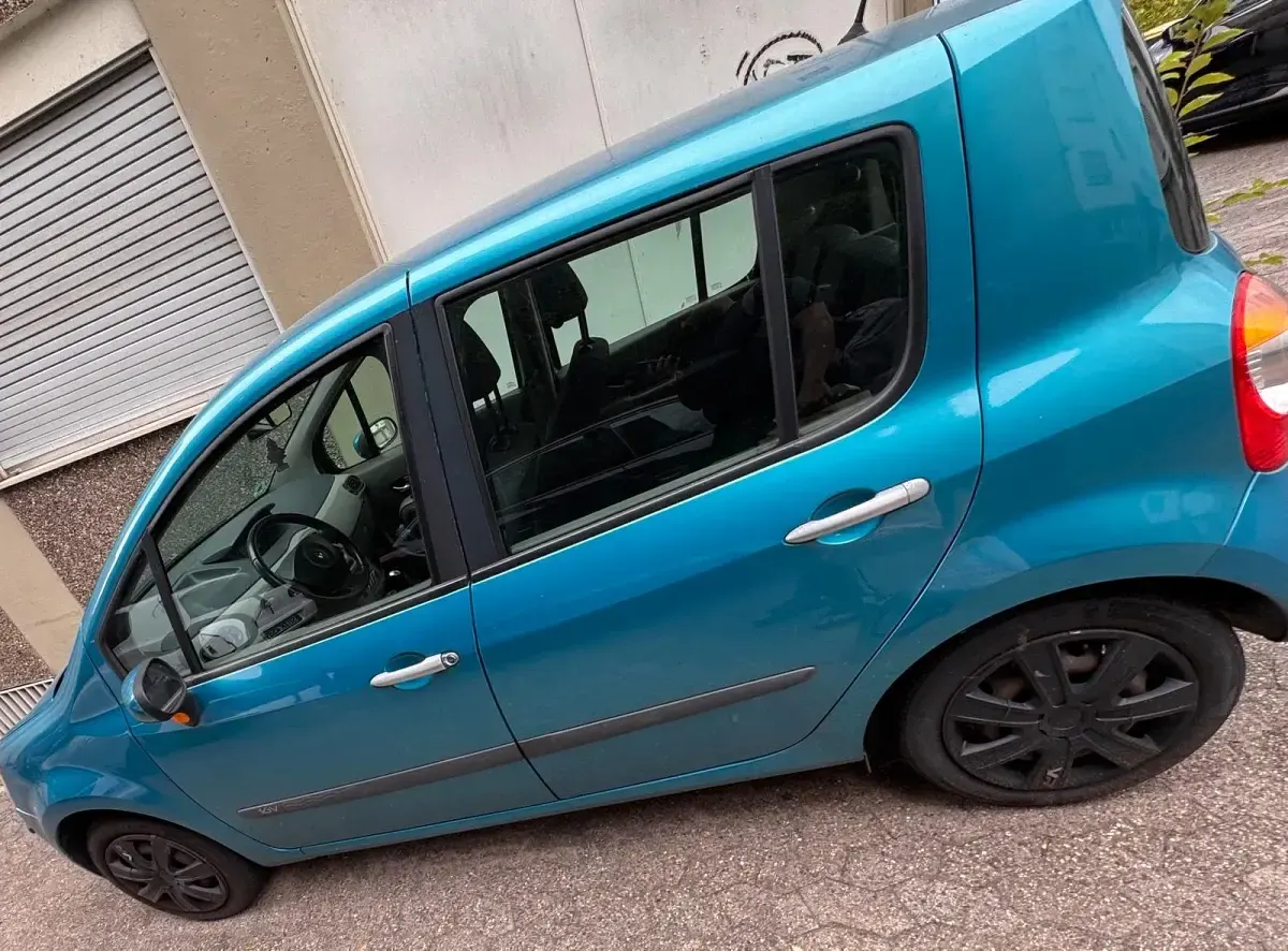 Gebraucht Renault Modus 75 PS (55 kW) 2004 Blau Van / Kleinbus