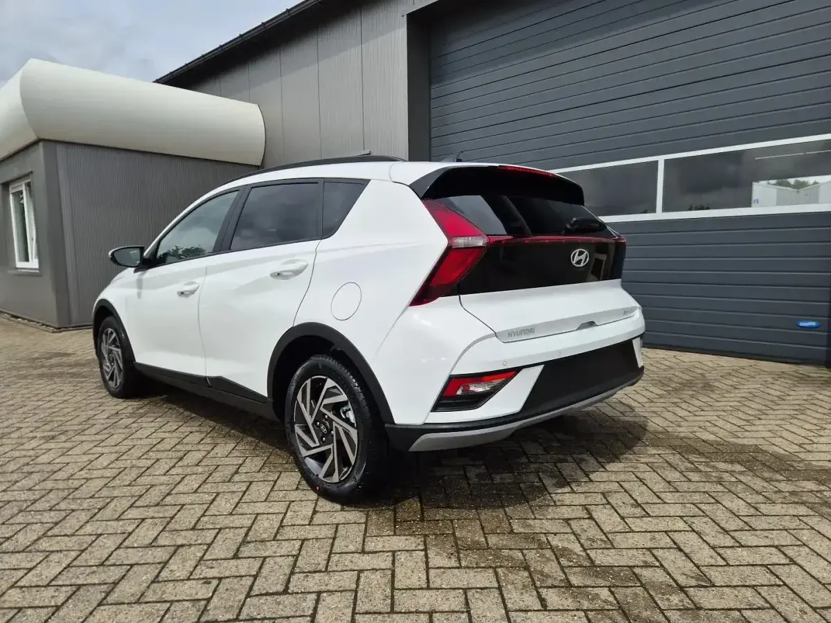 Neu Hyundai Bayon Trend 90 PS (66 kW) 2026 Atlas white SUV