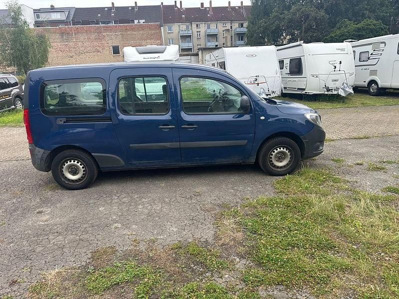 Blau Gebraucht 2016 Mercedes Citan 109 Kombi | 3.750 € (Superpreis) - Bild 1/4