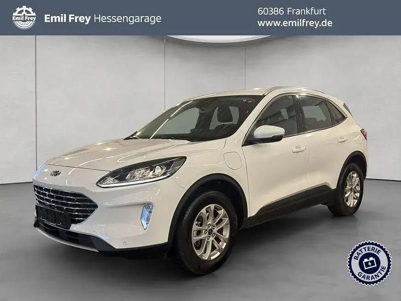 Gebraucht Ford Kuga Titanium 152 PS (111 kW) 2022 Weiß SUV