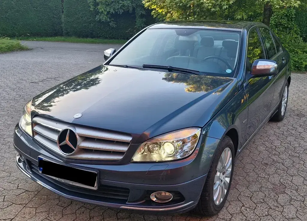 Gebraucht Mercedes C220 Elegance 170 PS (125 kW) 2008 Silber Limousine