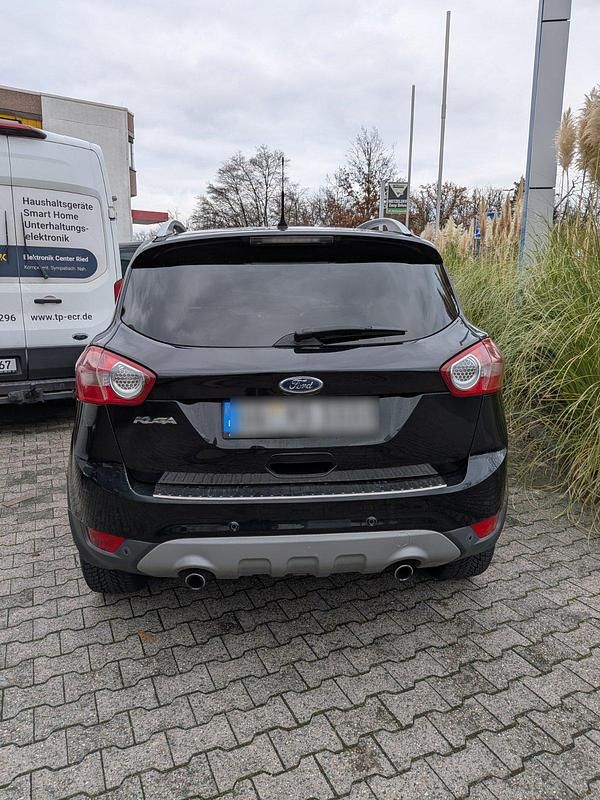 Gebraucht Ford Kuga Champions Edition 163 PS (119 kW) 2012 Schwarz SUV