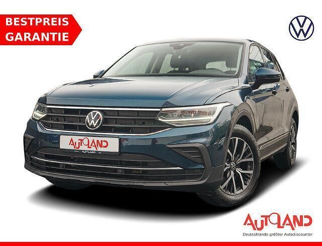 Blau Gebraucht 2021 VW Tiguan SUV | 23.990 € (Fairer Preis) - Bild 1/4