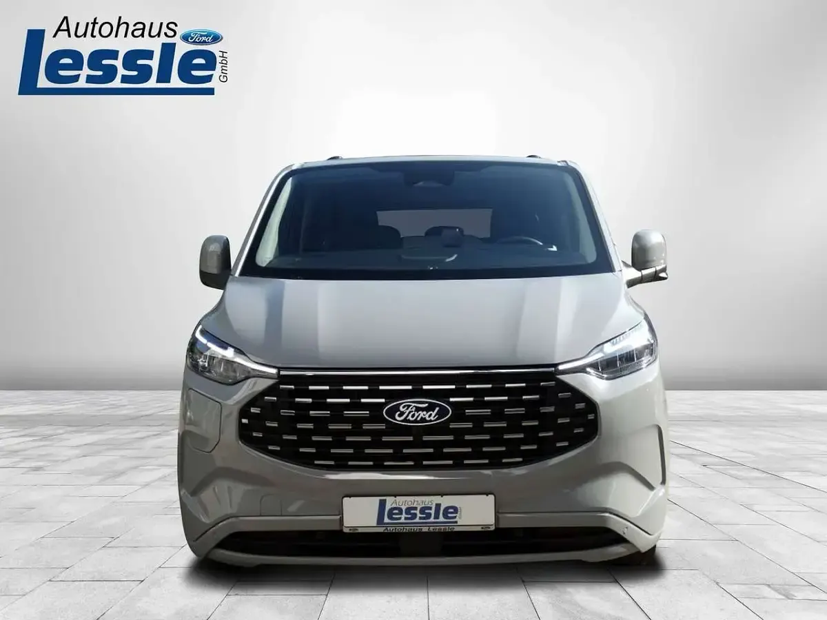 Neu Ford Tourneo Custom Titanium X 232 PS (170 kW) 2026 Greymatter Van