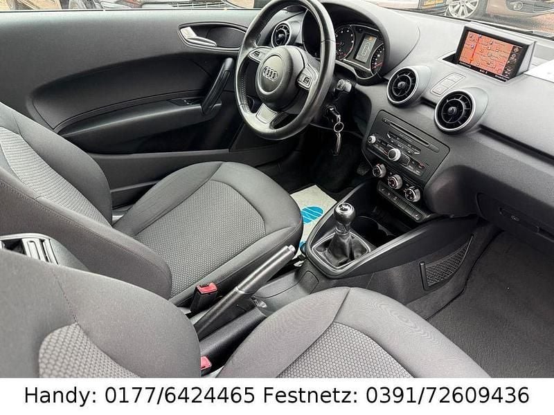 Gebraucht Audi A1 86 PS (63 kW) 2012 Schwarz Kleinwagen