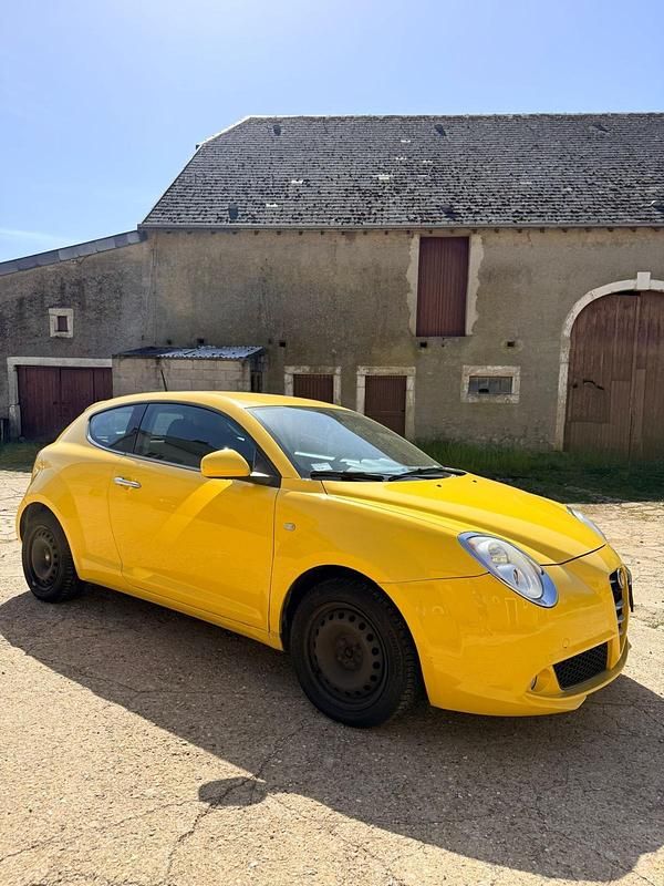 Gebraucht Alfa Romeo MiTo 77 PS (56 kW) 2012 Gelb Kleinwagen