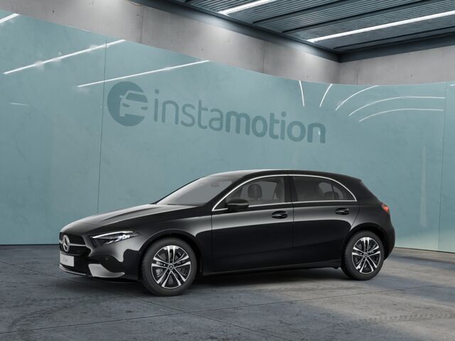 Schwarz Gebraucht 2024 Mercedes A200 Limousine | 30.235 € (Fairer Preis) - Bild 1/2