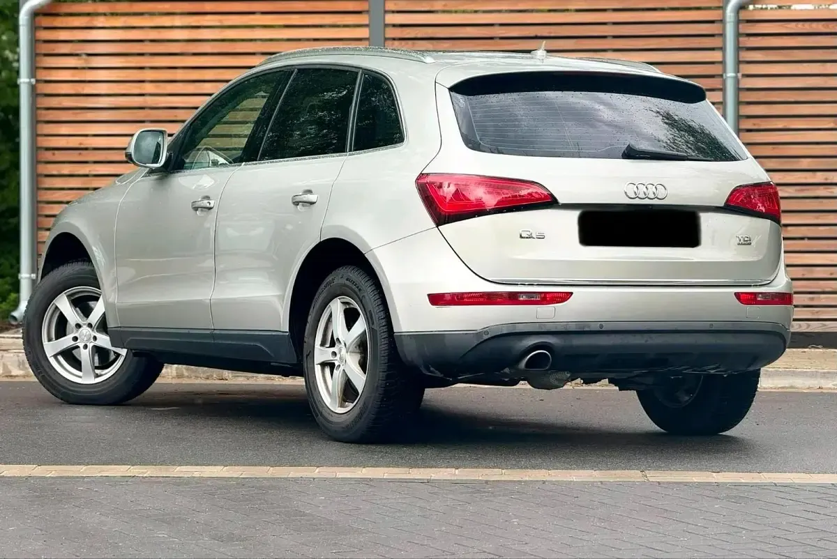 Gebraucht Audi Q5 177 PS (130 kW) 2014 Gold SUV
